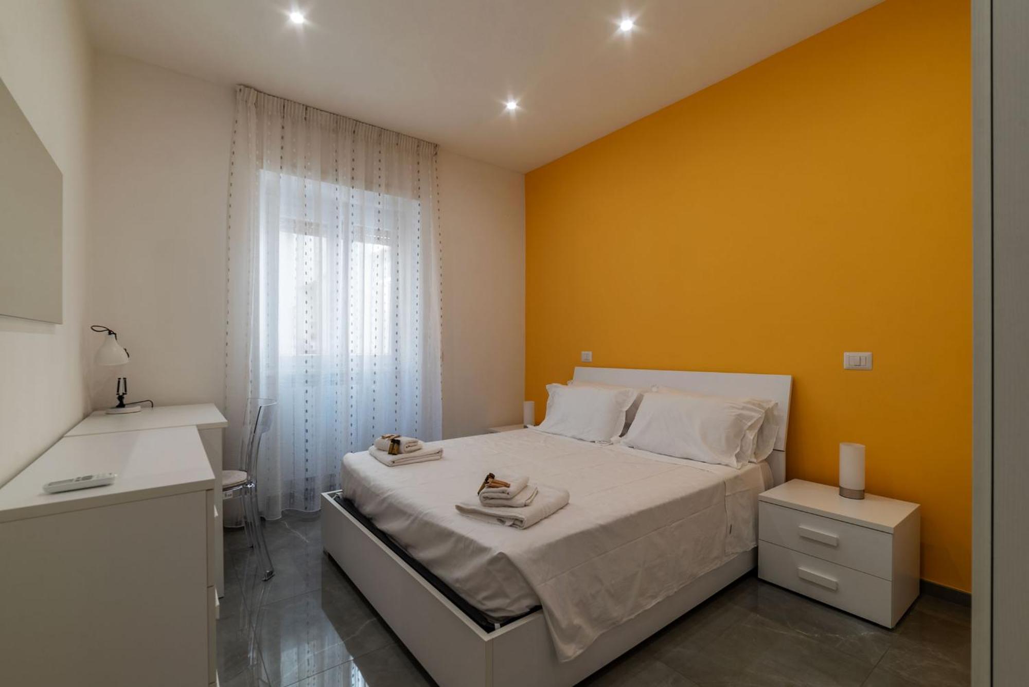 Joivy Delightful 3-Bed Flat With Balcony Apartment Rome Bagian luar foto
